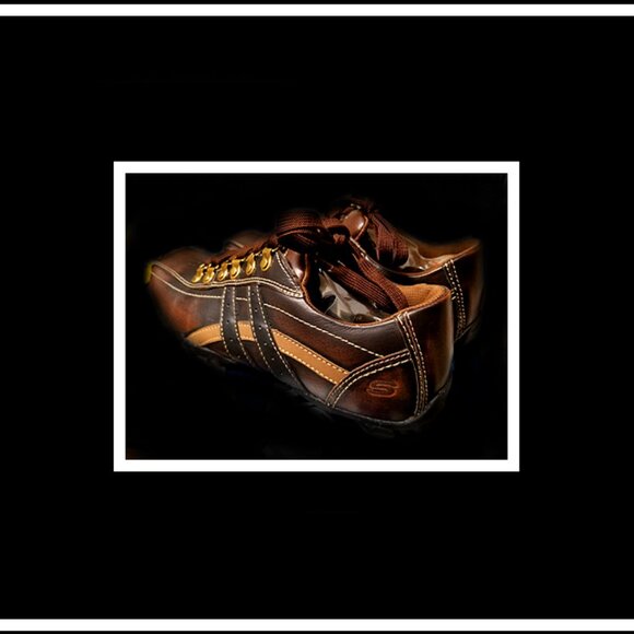 New Rare/Unique Fashionable Riveted Skechers Shoes